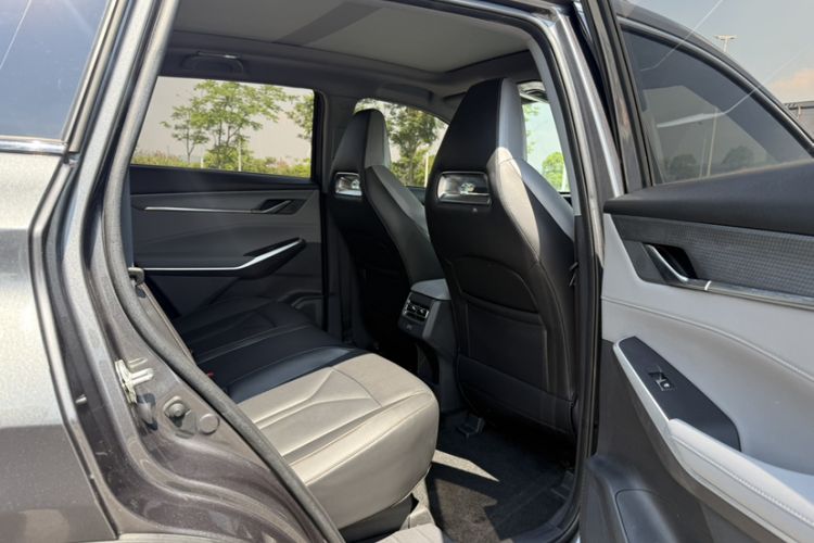 Used CHANGAN CS75 PLUS 2022 2nd Generation 1.5T Automatic Prestige Version Interior 5