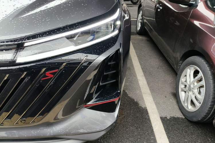Used CHANGAN CS75 PLUS 2022 2nd Generation 1.5T Automatic Luxury Version Left Front Headlight
