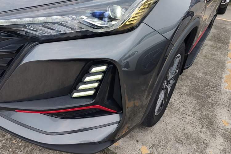 Used CHANGAN CS75 PLUS 2022 Classic Edition 1.5T Automatic Pioneer Model Left Front Headlight