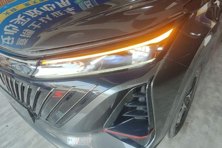 Used CHANGAN CS75 PLUS 2022 2nd Generation 1.5T Automatic Prestige Version Left Front Headlight