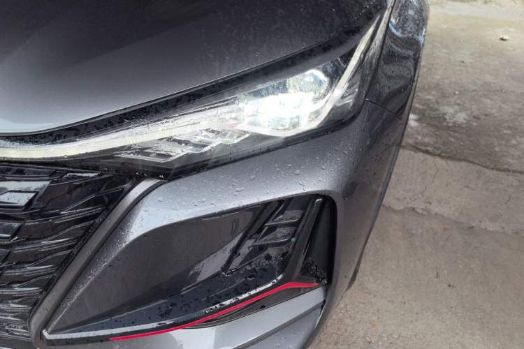 Used CHANGAN CS75 PLUS 2022 Classic Edition 1.5T Automatic Pioneer Model Left Front Headlight