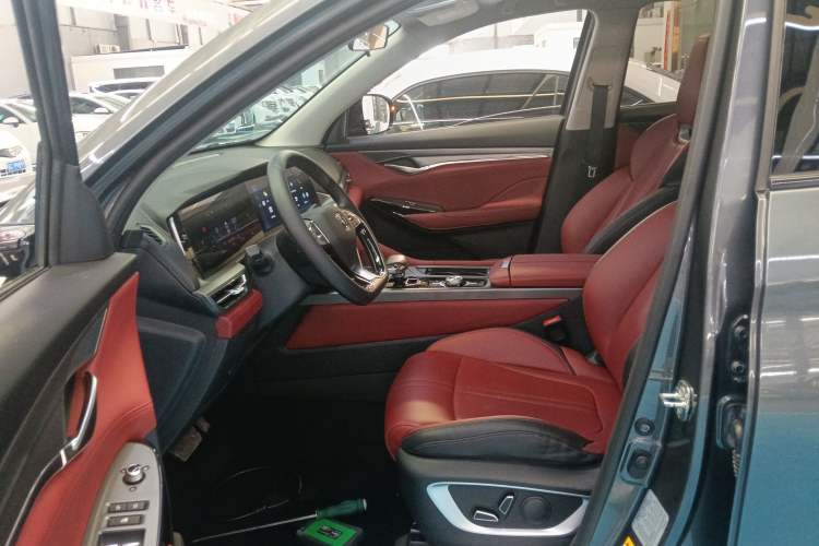 Used CHANGAN CS75 PLUS 2022 1.5T Automatic Luxury Model Left Front Seat
