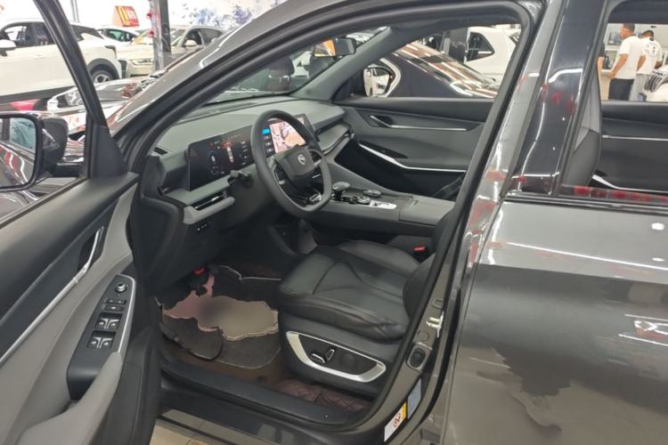 Used CHANGAN CS75 PLUS 2022 2nd Generation 1.5T Automatic Prestige Version Left Front Seat