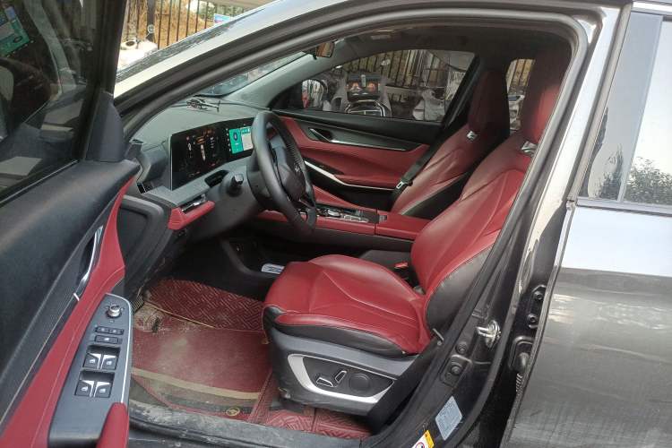 Used CHANGAN CS75 PLUS 2022 2nd Generation 1.5T Automatic Prestige Version Left Front Seat
