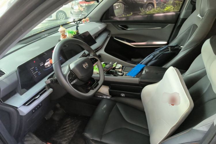 Used CHANGAN CS75 PLUS 2022 2nd Generation 1.5T Automatic Prestige Version Left Front Seat