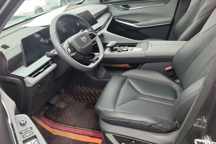 Used CHANGAN CS75 PLUS 2022 2nd Generation 1.5T Automatic Prestige Version Left Front Seat