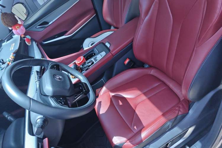Used CHANGAN CS75 PLUS 2022 2nd Generation 1.5T Automatic Prestige Version Left Front Seat