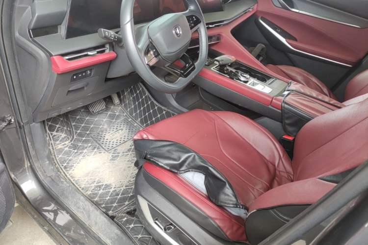 Used CHANGAN CS75 PLUS 2022 2nd Generation 2.0T Automatic Navigation Version Left Front Seat