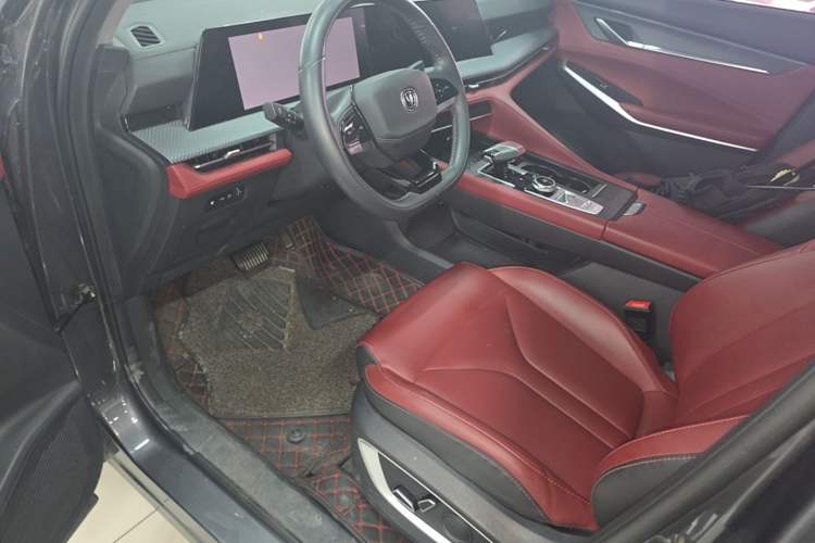 Used CHANGAN CS75 PLUS 2022 2nd Generation 1.5T Automatic Prestige Version Left Front Seat