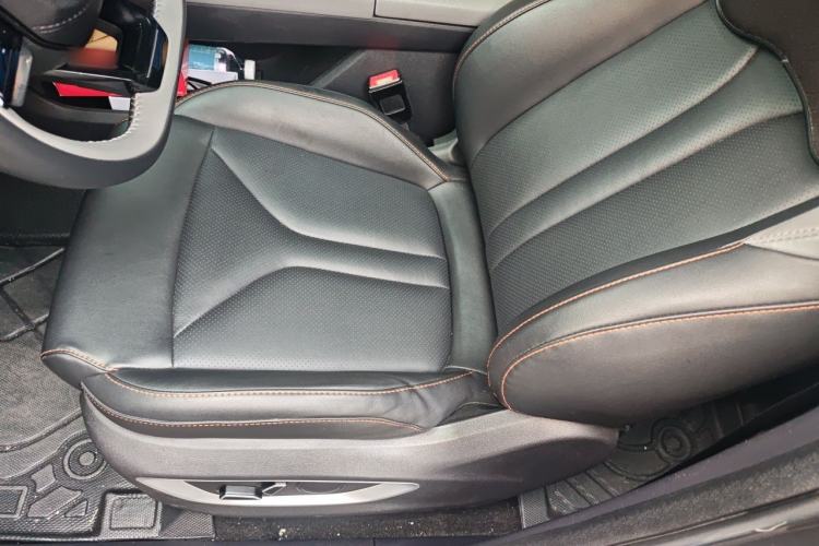 Used CHANGAN CS75 PLUS 2022 Second-Generation 2.0T Automatic Prestige Model Left Front Seat