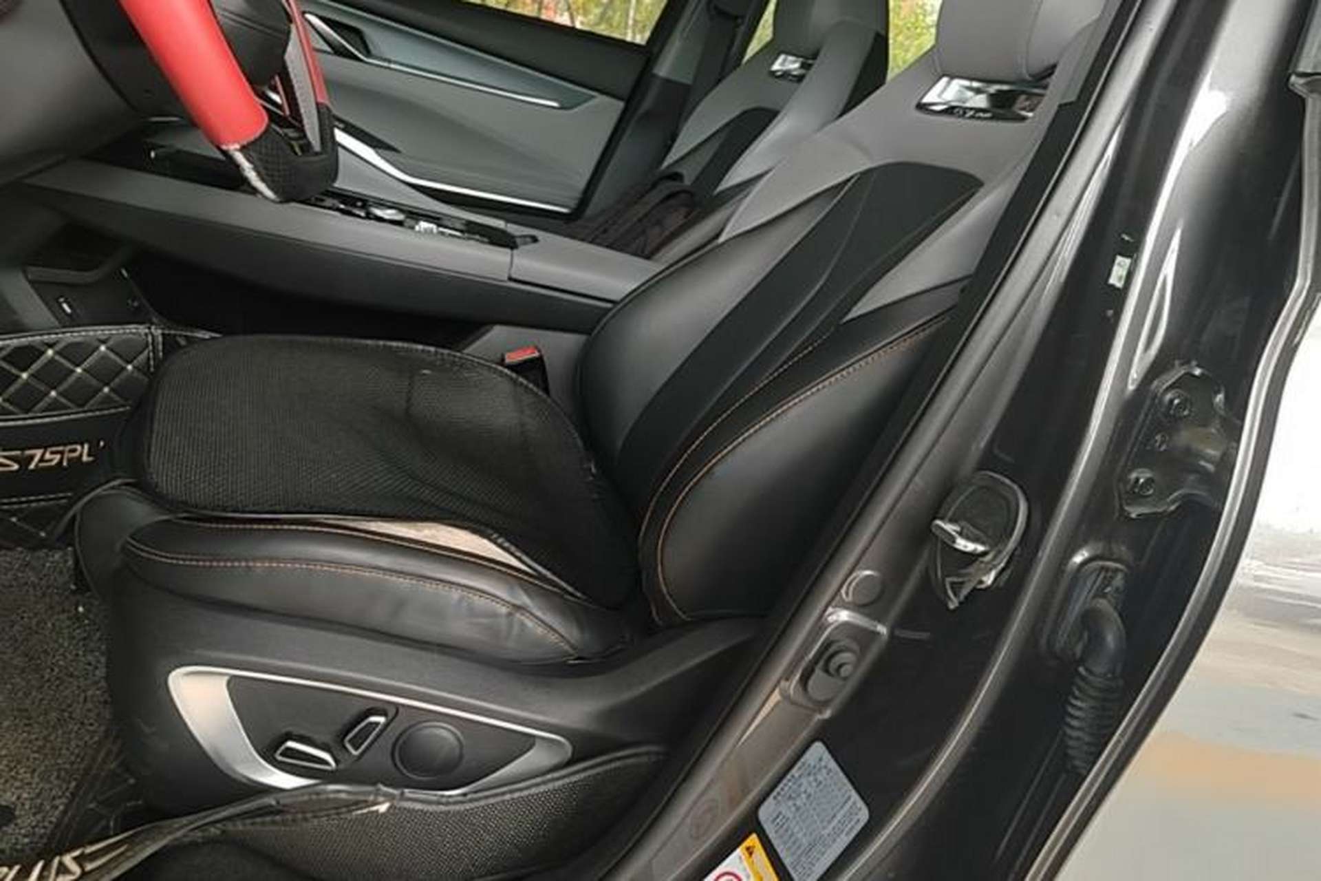Used CHANGAN CS75 PLUS 2022 2nd Generation 1.5T Automatic Prestige Version Left Front Seat