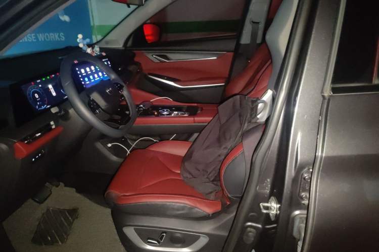 Used CHANGAN CS75 PLUS 2022 2nd Generation 1.5T Automatic Prestige Version Left Front Seat