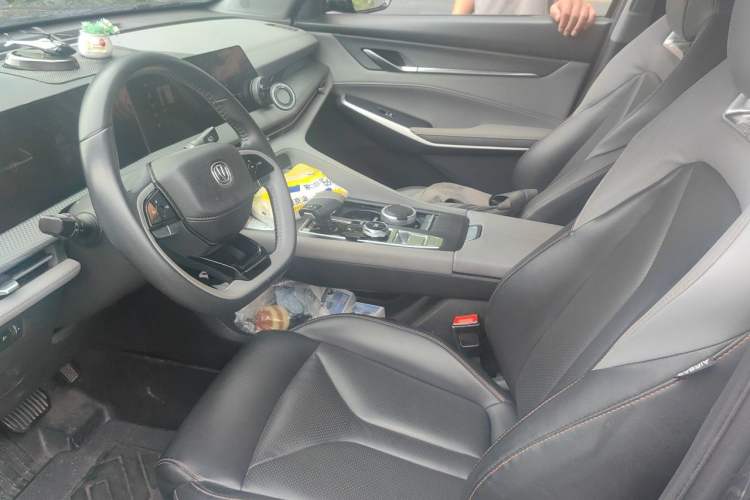 Used CHANGAN CS75 PLUS 2022 2nd Generation 1.5T Automatic Prestige Version Left Front Seat