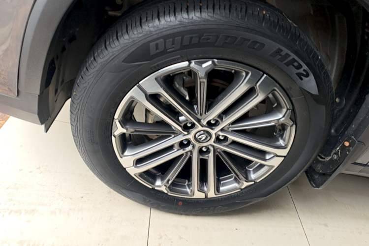 Used CHANGAN CS75 PLUS 2022 1.5T Automatic Luxury Model Left Front Wheel Hub