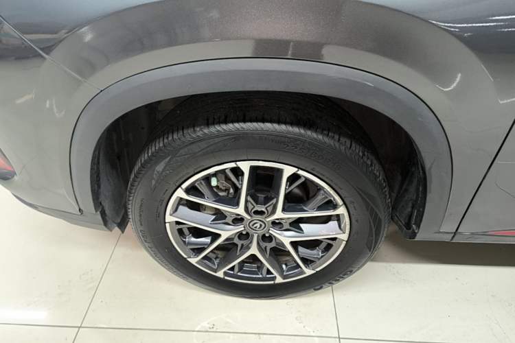 Used CHANGAN CS75 PLUS 2022 Classic Edition 1.5T Automatic Pioneer Model Left Front Wheel Hub