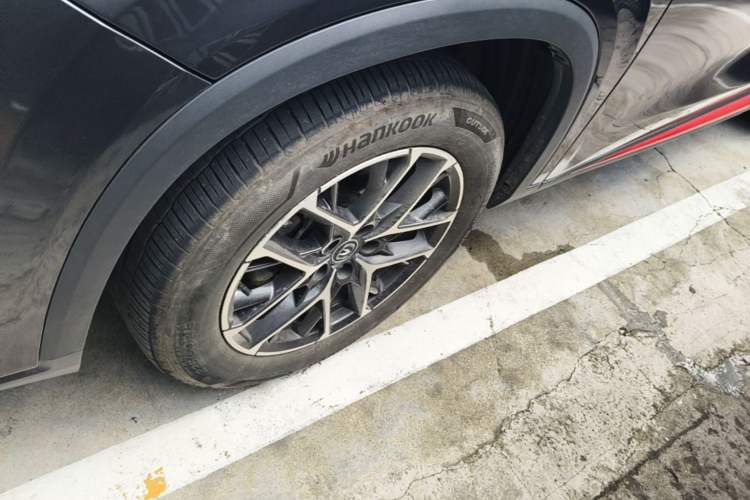 Used CHANGAN CS75 PLUS 2022 2nd Generation 1.5T Automatic Prestige Version Left Front Wheel Hub