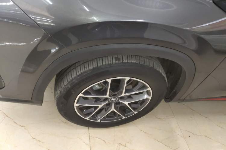 Used CHANGAN CS75 PLUS 2022 2nd Generation 1.5T Automatic Prestige Version Left Front Wheel Hub