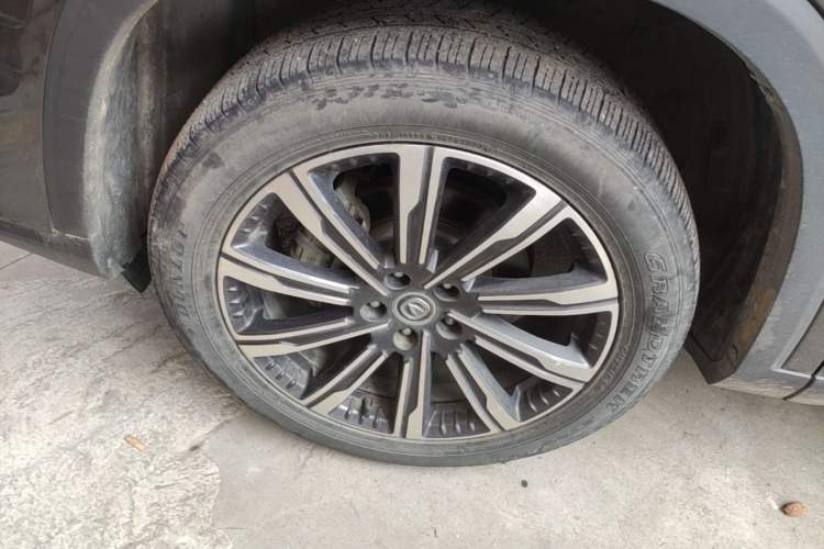 Used CHANGAN CS75 PLUS 2022 2nd Generation 2.0T Automatic Navigation Version Left Front Wheel Hub