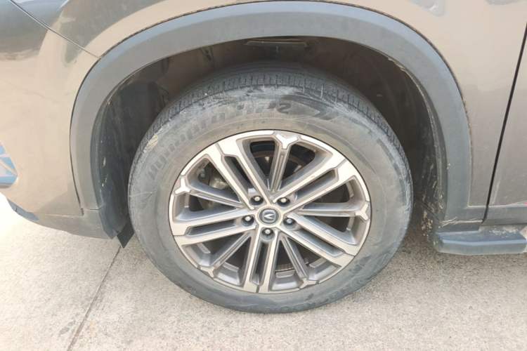 Used CHANGAN CS75 PLUS 2022 1.5T Automatic Luxury Model Left Front Wheel Hub