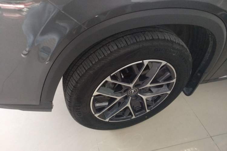 Used CHANGAN CS75 PLUS 2022 Classic Edition 1.5T Automatic Pioneer Model Left Front Wheel Hub