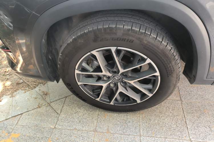 Used CHANGAN CS75 PLUS 2022 2nd Generation 1.5T Automatic Pilot Version Left Front Wheel Hub
