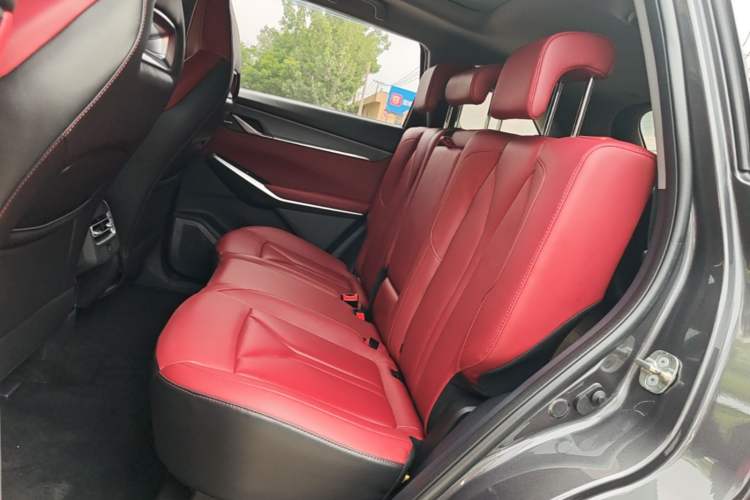 Used CHANGAN CS75 PLUS 2022 2nd Generation 1.5T Automatic Pilot Version Left Rear Seat