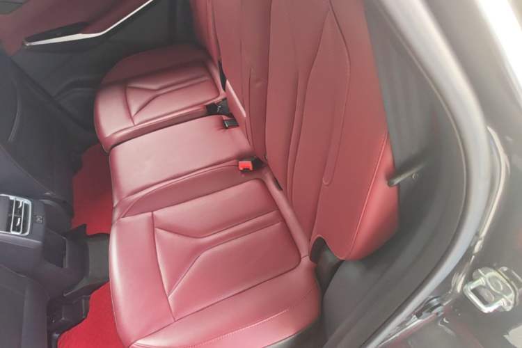 Used CHANGAN CS75 PLUS 2022 2nd Generation 1.5T Automatic Prestige Version Left Rear Seat
