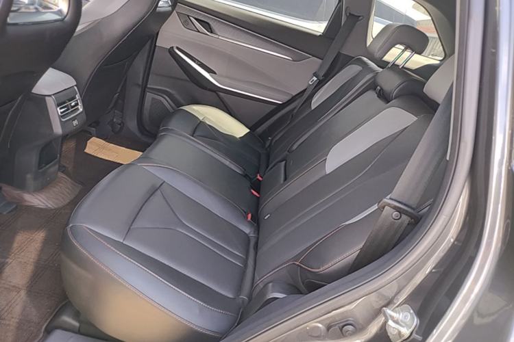 Used CHANGAN CS75 PLUS 2022 2nd Generation 1.5T Automatic Prestige Version Left Rear Seat