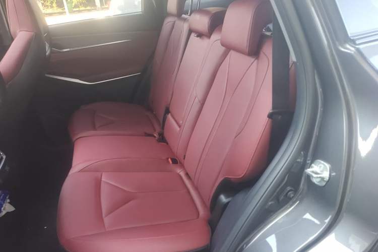 Used CHANGAN CS75 PLUS 2022 2nd Generation 1.5T Automatic Prestige Version Left Rear Seat