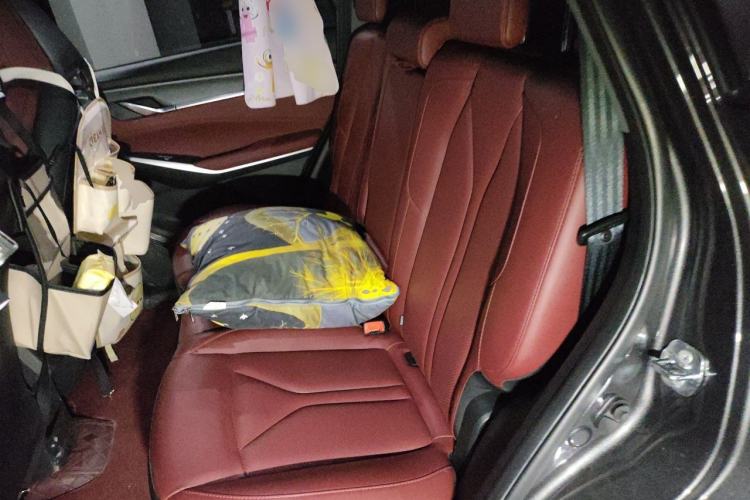 Used CHANGAN CS75 PLUS 2022 2nd Generation 1.5T Automatic Prestige Version Left Rear Seat