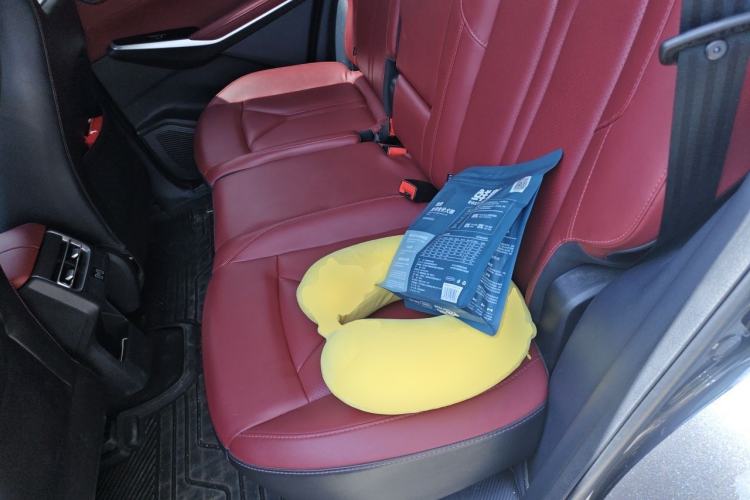 Used CHANGAN CS75 PLUS 2022 2nd Generation 1.5T Automatic Prestige Version Left Rear Seat