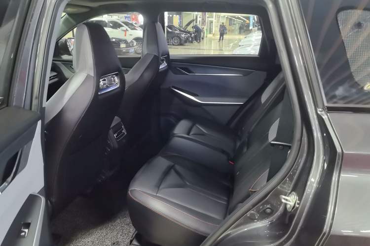 Used CHANGAN CS75 PLUS 2022 2nd Generation 1.5T Automatic Prestige Version Left Rear Seat