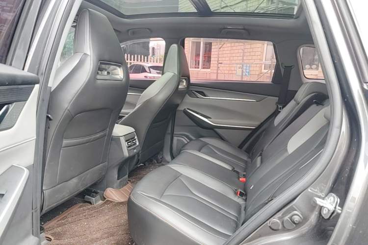 Used CHANGAN CS75 PLUS 2022 2nd Generation 1.5T Automatic Prestige Version Left Rear Seat