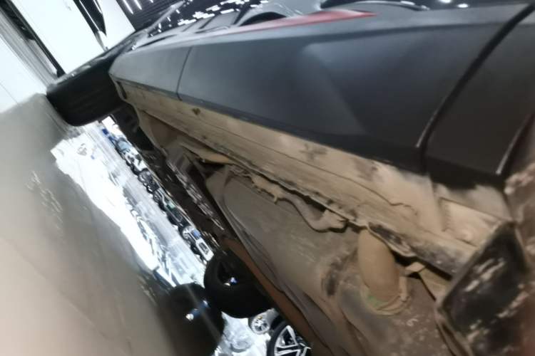 Used CHANGAN CS75 PLUS 2022 2nd Generation 1.5T Automatic Prestige Version Left Side Sill