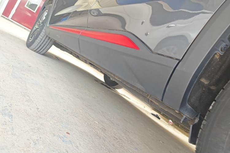 Used CHANGAN CS75 PLUS 2022 2nd Generation 1.5T Automatic Prestige Version Left Side Sill