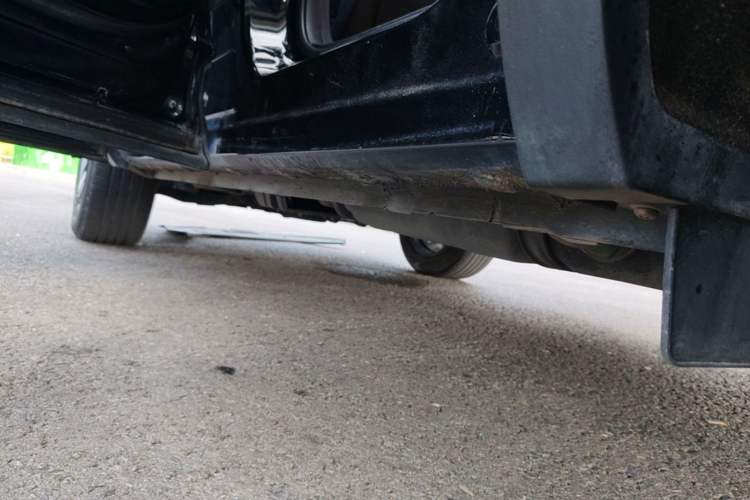 Used CHANGAN CS75 PLUS 2022 1.5T Automatic Luxury Model Left Side Sill