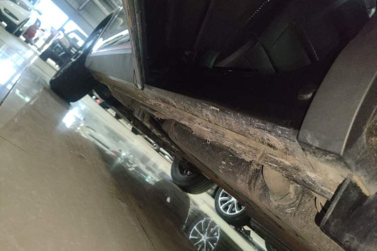 Used CHANGAN CS75 PLUS 2022 2nd Generation 1.5T Automatic Prestige Version Left Side Sill