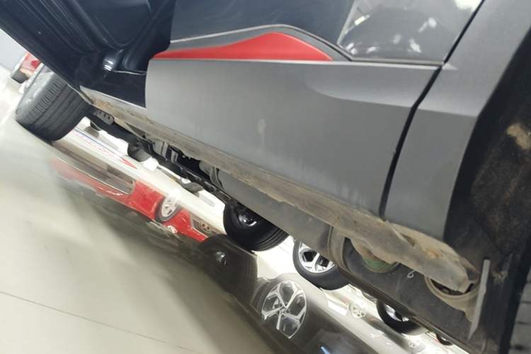 Used CHANGAN CS75 PLUS 2022 1.5T Automatic Prestige Model Left Side Sill