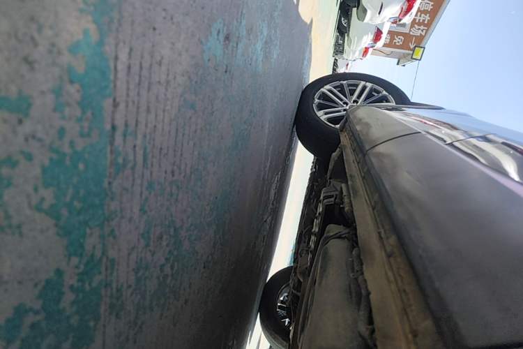 Used CHANGAN CS75 PLUS 2022 1.5T Automatic Luxury Model Left Side Sill