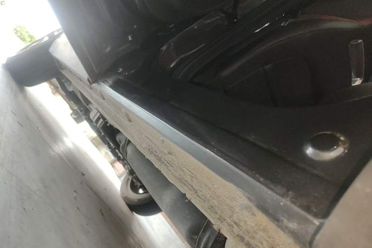 Used CHANGAN CS75 PLUS 2022 2nd Generation 1.5T Automatic Prestige Version Left Side Sill