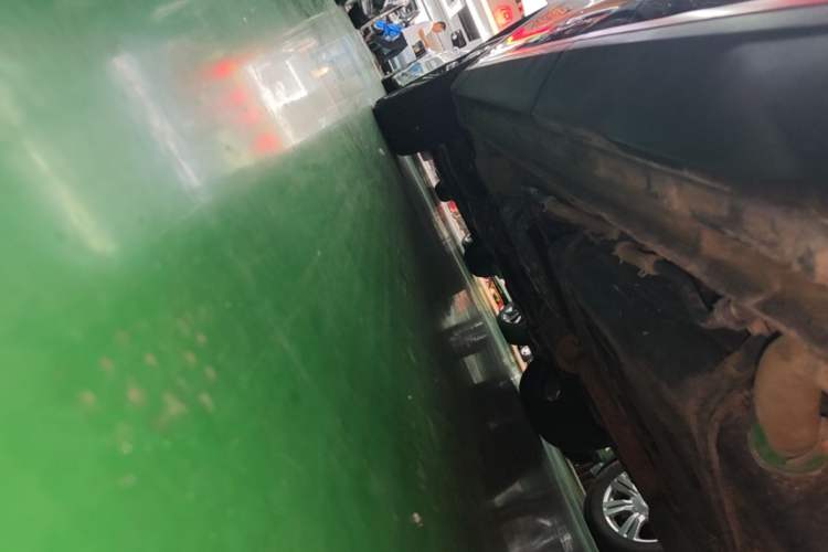 Used CHANGAN CS75 PLUS 2022 Second-Generation 2.0T Automatic Prestige Model Left Side Sill