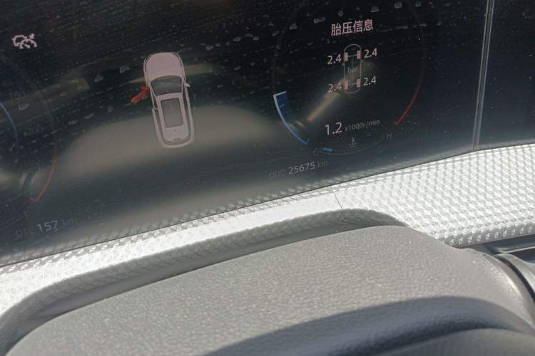 Used CHANGAN CS75 PLUS 2022 2nd Generation 1.5T Automatic Prestige Version Odometer Close Up