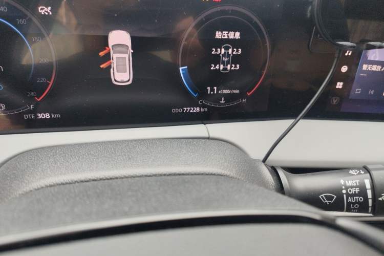 Used CHANGAN CS75 PLUS 2022 2nd Generation 2.0T Automatic Navigation Version Odometer Close Up