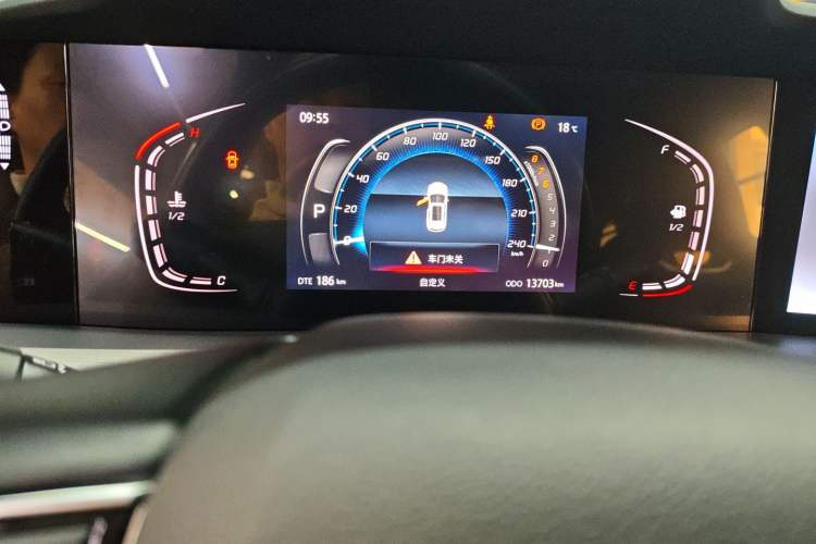 Used CHANGAN CS75 PLUS 2022 Classic Edition 1.5T Automatic Pioneer Model Odometer Close Up