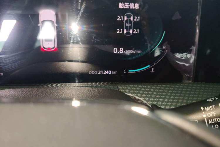 Used CHANGAN CS75 PLUS 2022 2nd Generation 1.5T Automatic Luxury Edition Odometer Close Up