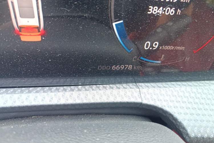 Used CHANGAN CS75 PLUS 2022 2nd Generation 1.5T Automatic Prestige Version Odometer Close Up