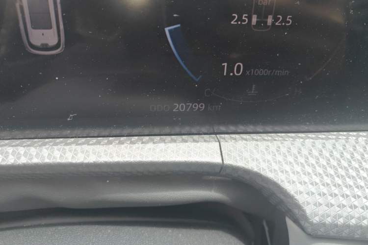 Used CHANGAN CS75 PLUS 2022 2nd Generation 1.5T Automatic Prestige Version Odometer Close Up