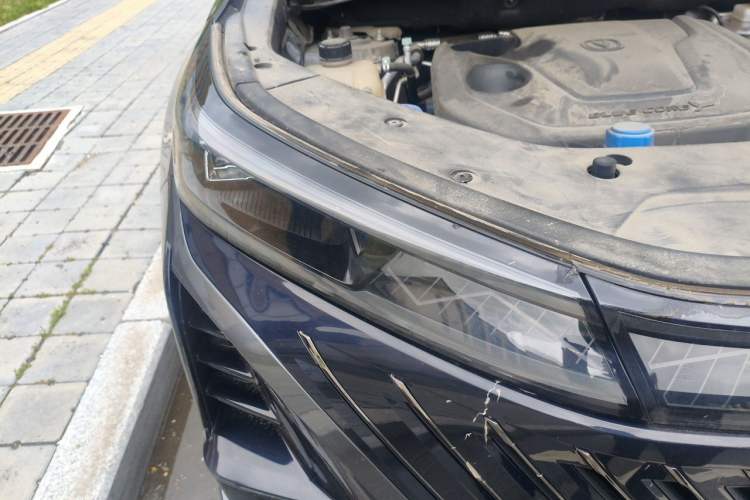 Used CHANGAN CS75 PLUS 2022 2nd Generation 1.5T Automatic Prestige Version Right Front Headlight
