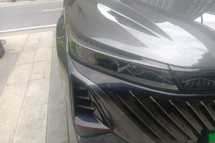 Used CHANGAN CS75 PLUS 2022 2nd Generation 1.5T Automatic Prestige Version Right Front Headlight
