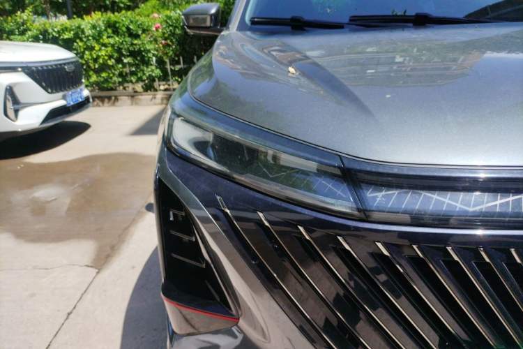 Used CHANGAN CS75 PLUS 2022 2nd Generation 1.5T Automatic Pilot Version Right Front Headlight